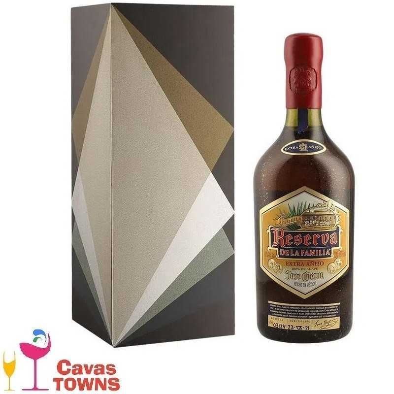 Tequila Reserva De La Familia Extra Añejo750 ml - Cavas Towns Tequila Reserva De La Familia Extra Añejo750 ml - Cavas Towns